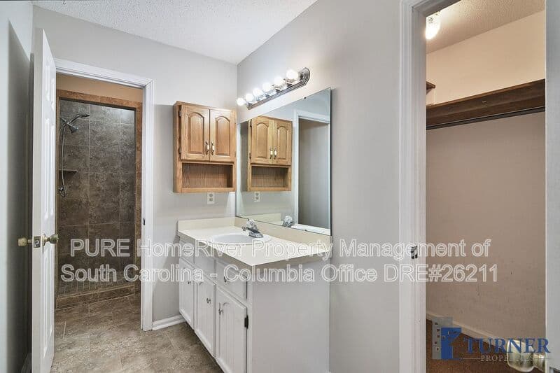 Columbia House: 124 Baynard Court
