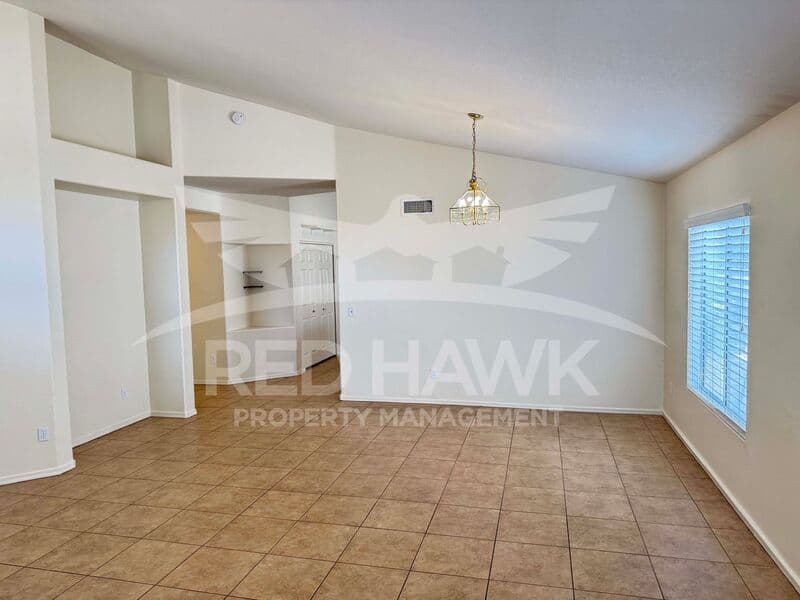 Gilbert House: 1254 S Corrine Dr