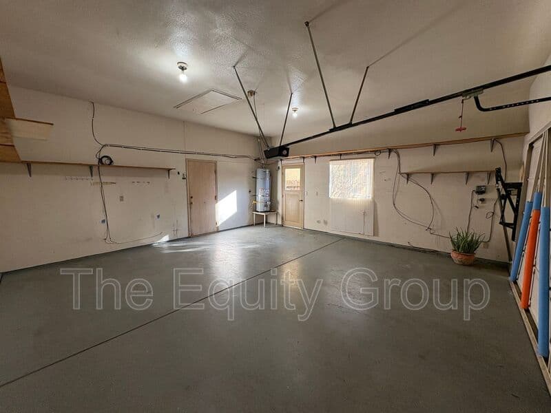 Visalia House: 1036 North Palm St