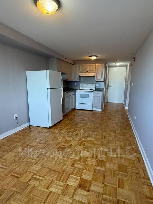 Hamden Condo: 1349 Dixwell Avenue - 11