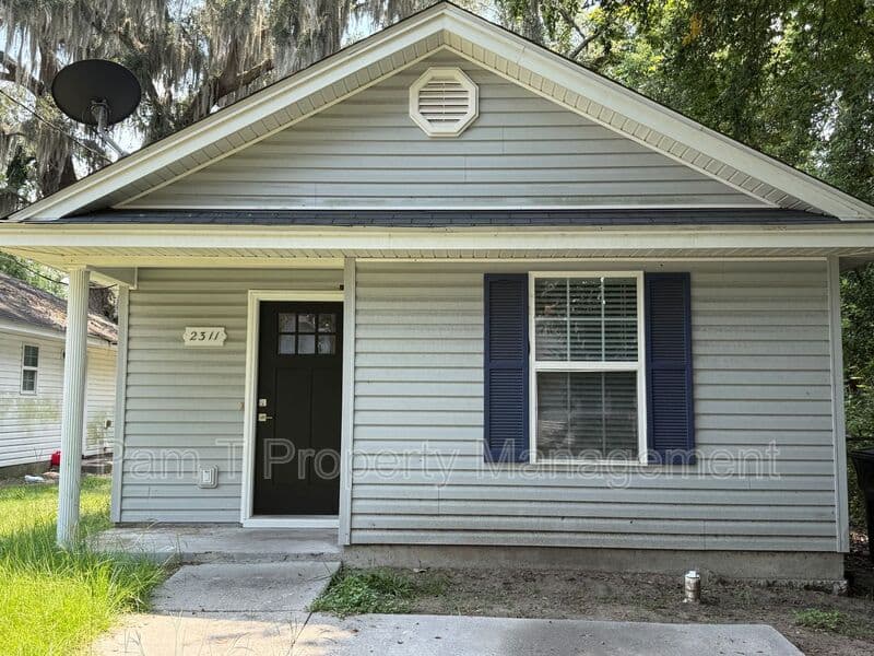 Savannah House: 2311 Tennessee Ave