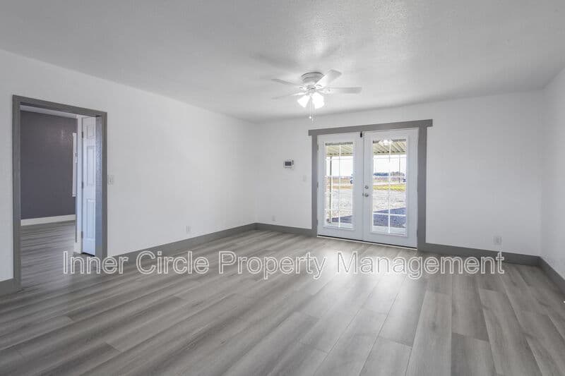 Brentwood House: 2750 Concord Avenue