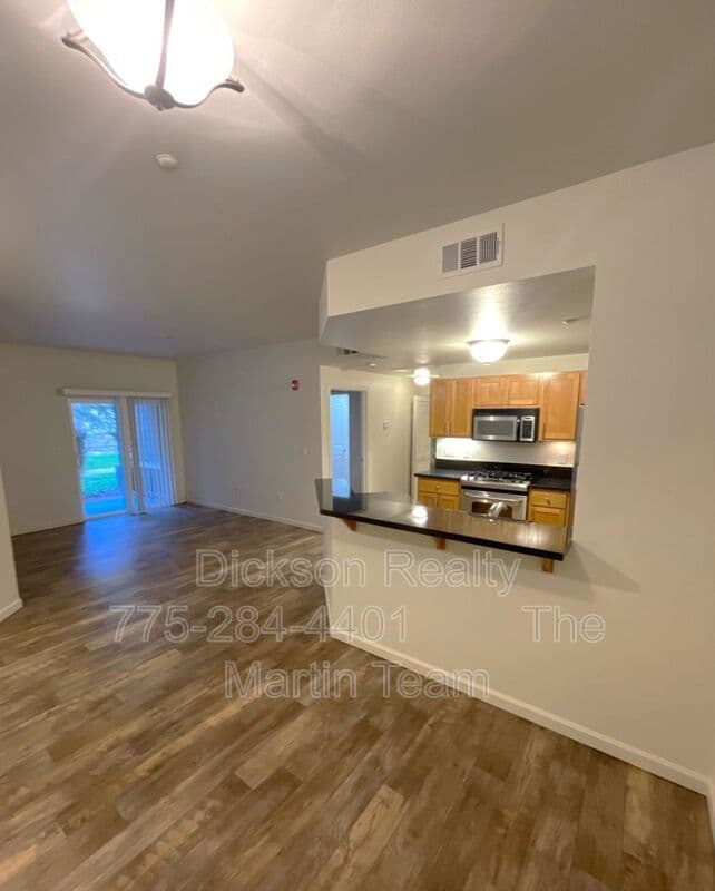 Reno House: 1450 Idlewild Drive