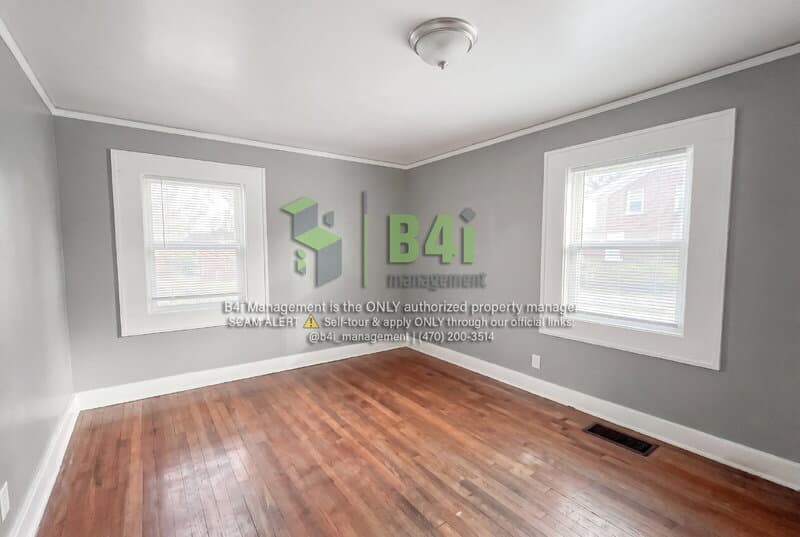 Columbus House: 800 Fulton Avenue