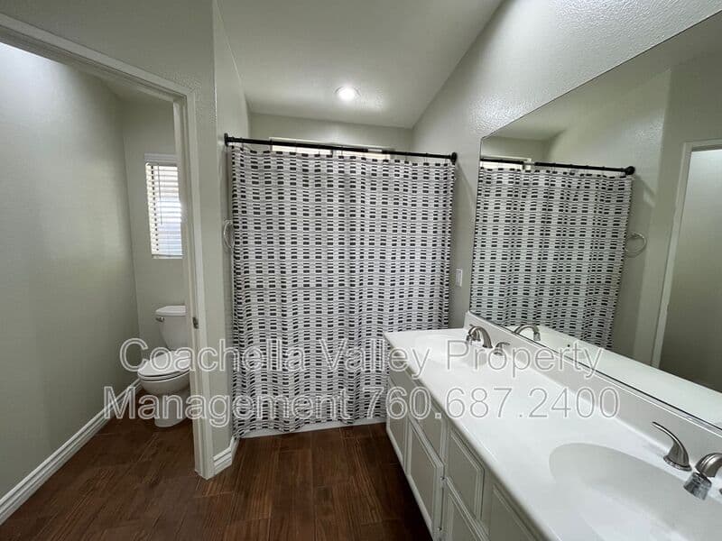Indio House: 43209 Avenida Isabella