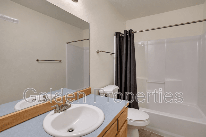 Coeur d'Alene Condo: 3401 N 4th Street
