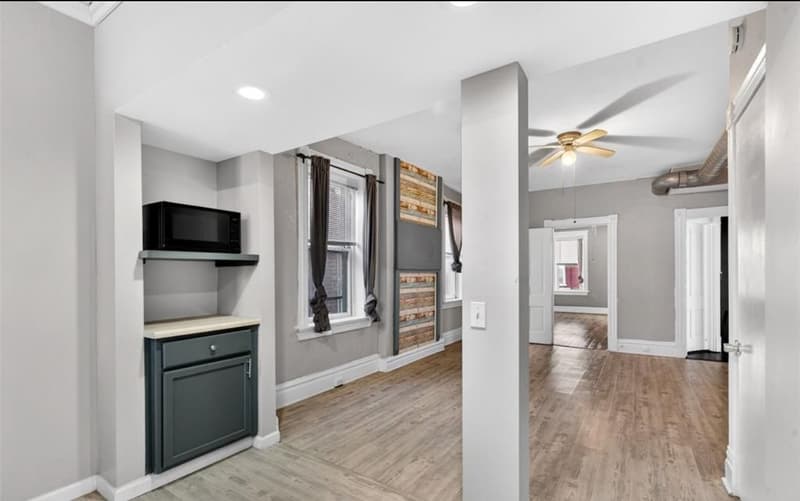 Saint Louis Townhome: 3005 S Compton Ave