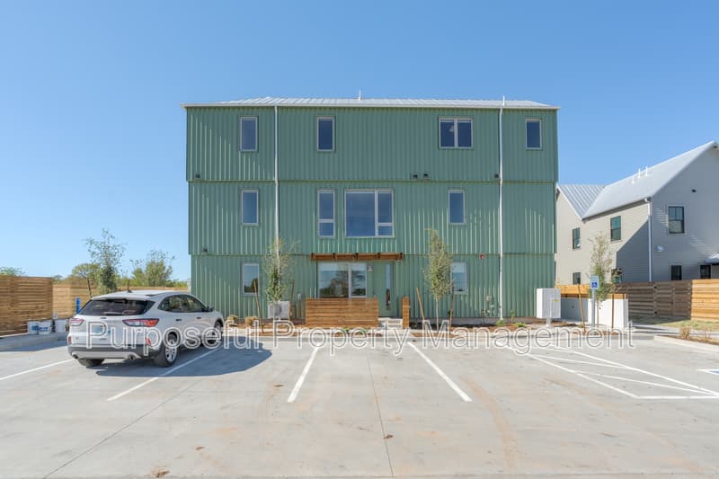 Oklahoma City Condo: 934 Hangar Drive - 6