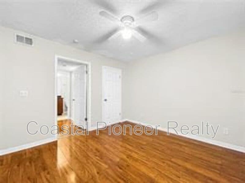St Petersburg Condo: 10200 Gandy Blvd N