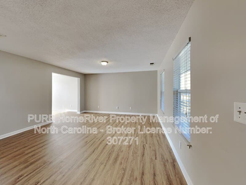 Concord House: 3078 Champion Ln SW