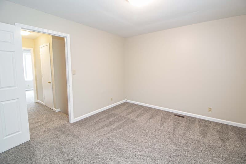 Clarksville Townhome: 814-F Golfview Place