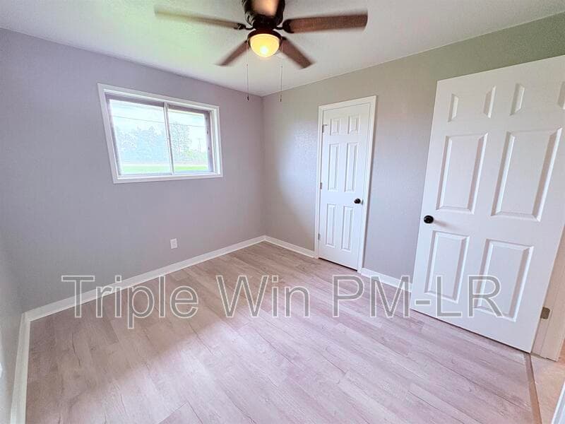 Cabot House: 8475 John Harden Drive
