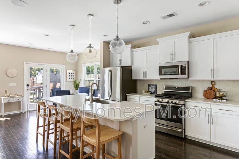 Johns Island House: 1684 Emmets Road