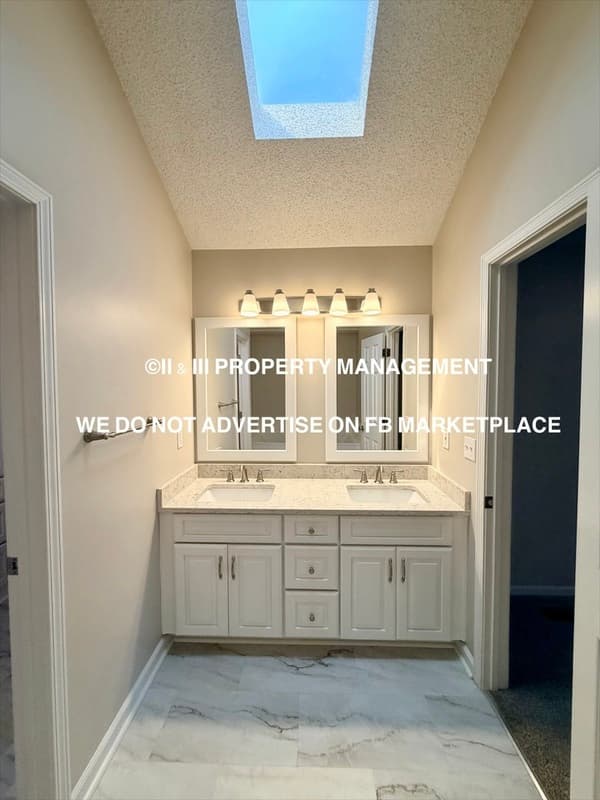 Blue Springs House: 2603 Northeast Springbrook Street