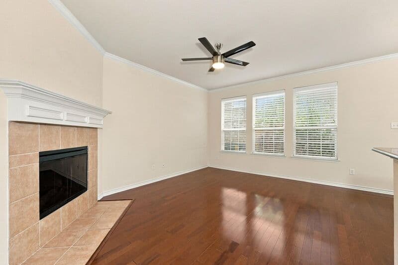 The Colony House: 5972 Clearwater Dr