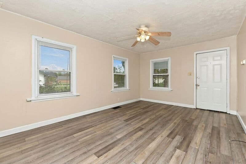 Dayton House: 941 Westwood Ave.