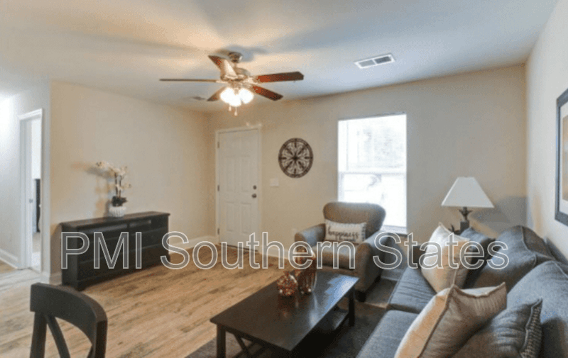 Easley Condo: 200 Walnut Hill Dr