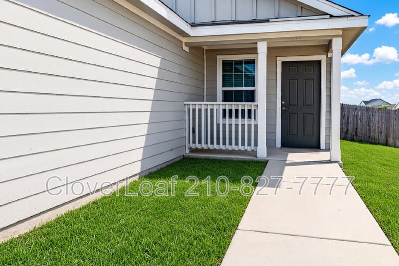 San Antonio House: 1403 Slice Parkway