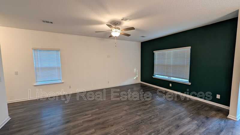 Hinesville House: 86 Brightleaf Cir