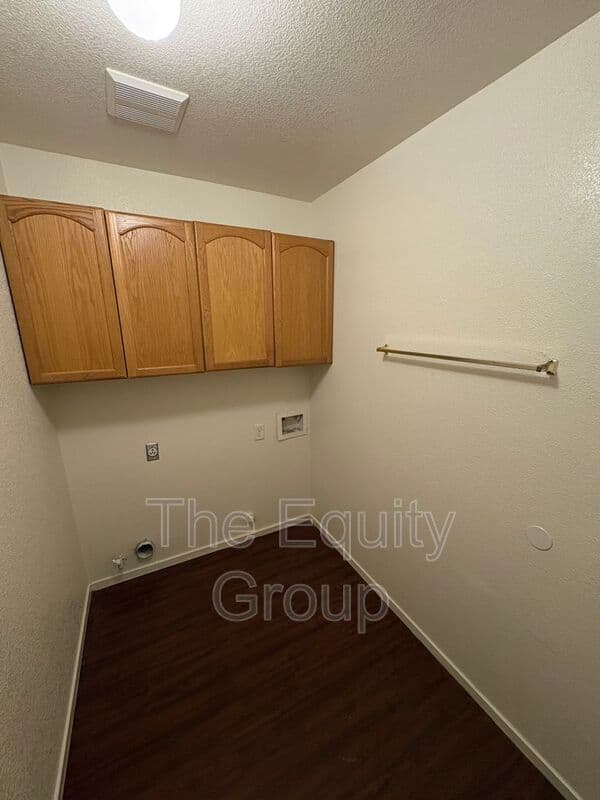 Tulare House: 1257 North Milner Street