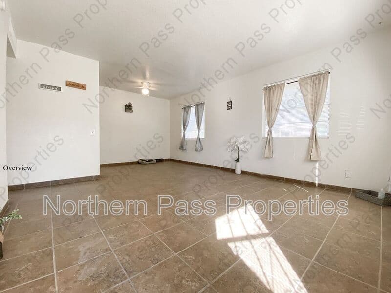 El Paso Condo: 4700 Maxwell Ave