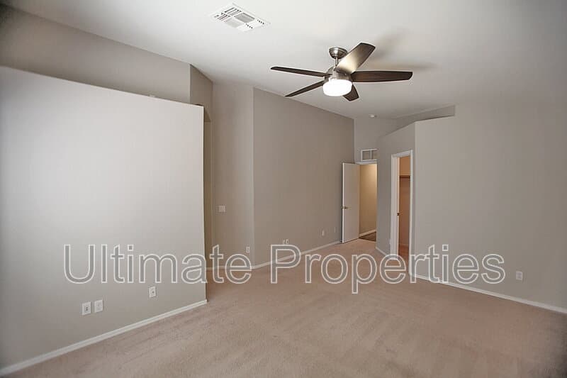 Peoria House: 8023 W Melinda Ln