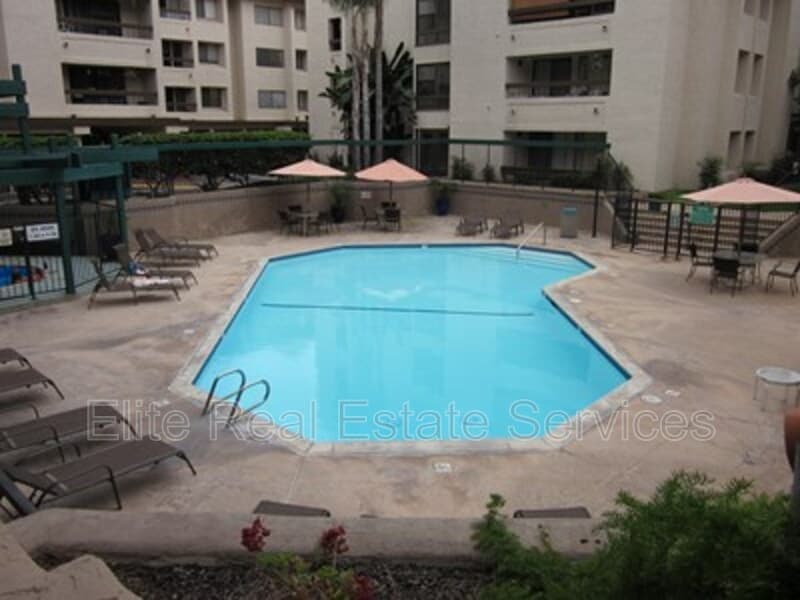 San Diego Condo: 6757 Friars Road #1