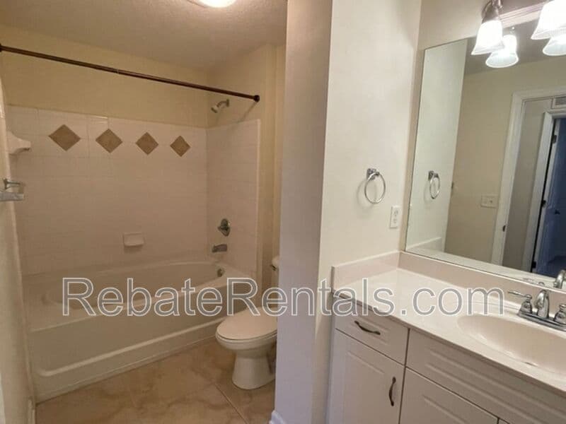 Jacksonville Condo: 10435 Midtown Parkway