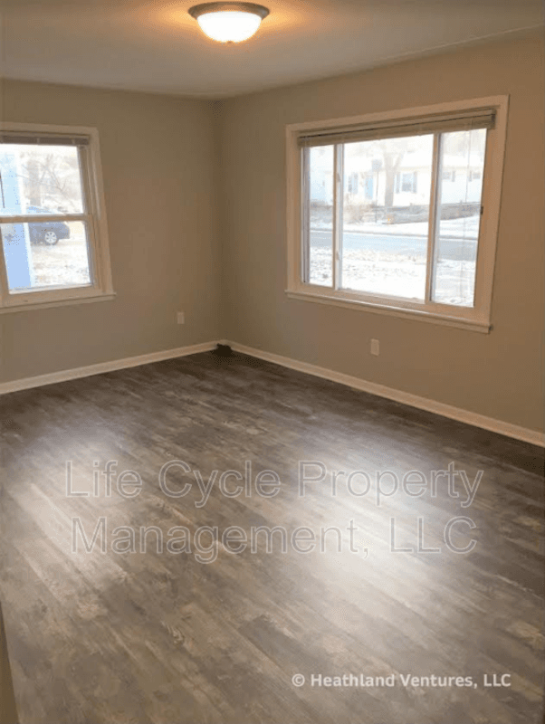 Grand Rapids House: 331 Pickett Street Southwest