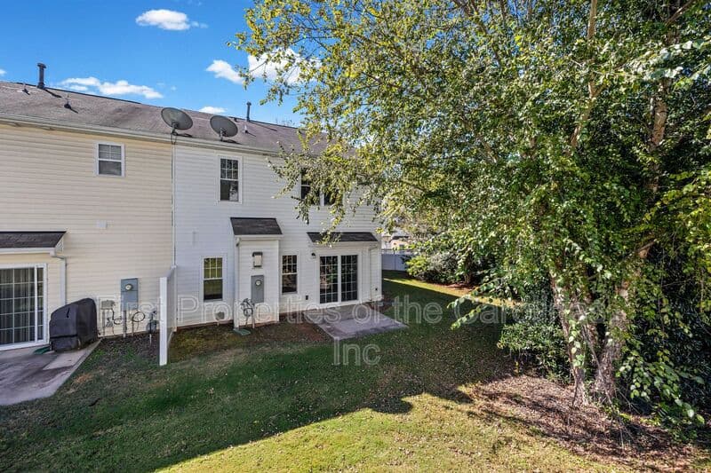 Lake Wylie Townhome: 305 Sandy Spring Lane