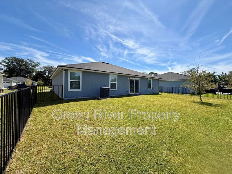 Jacksonville House: 4474 Civic Way