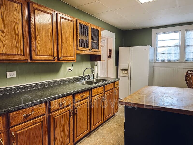 Simpsonville House: 113 Iselin Street