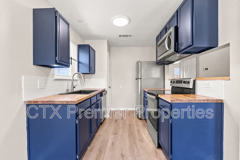 Killeen House: 2703 Fieldstone Drive