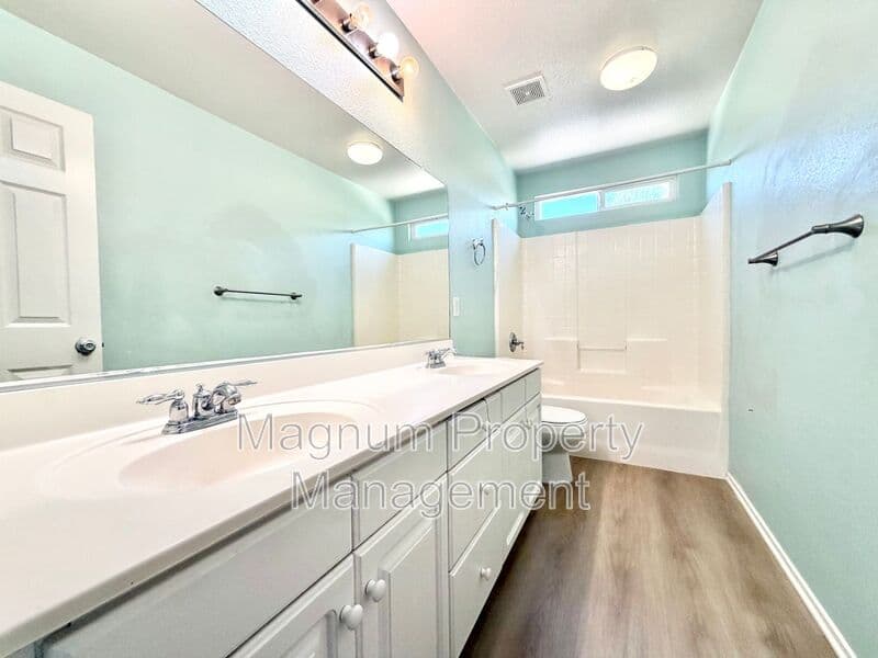 Temecula House: 46383 Vianne Ct