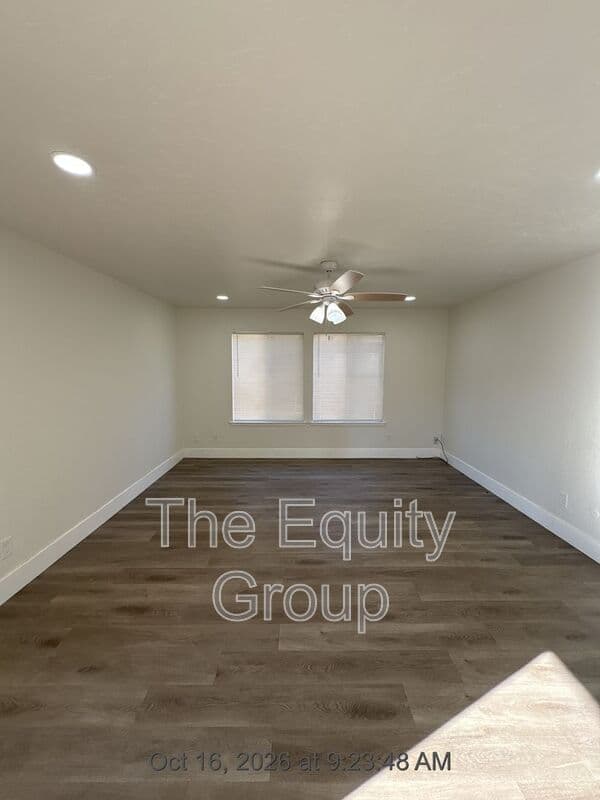Visalia House: 3515 W Campus Ave -1