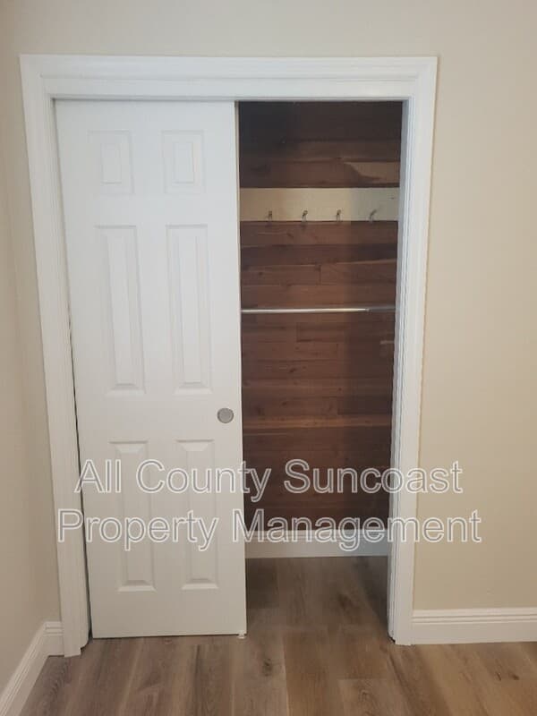 St.Petersburg House: 2444 14th Ave S