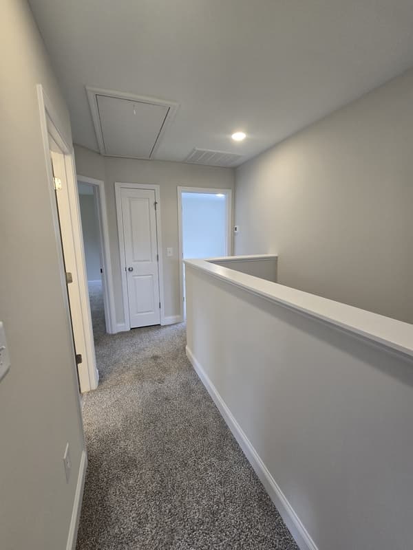 Smithfield House: 463 Jackson Pond Drive