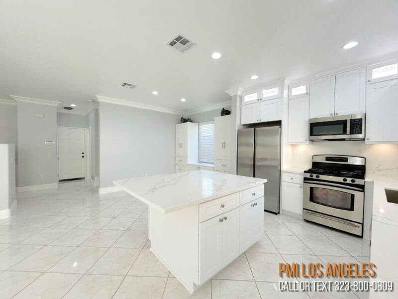 Pacoima House: 12445 Sonoma Drive