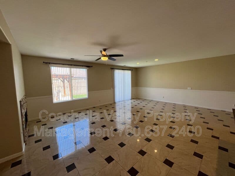 Coachella House: 49126 Pluma Roja Place
