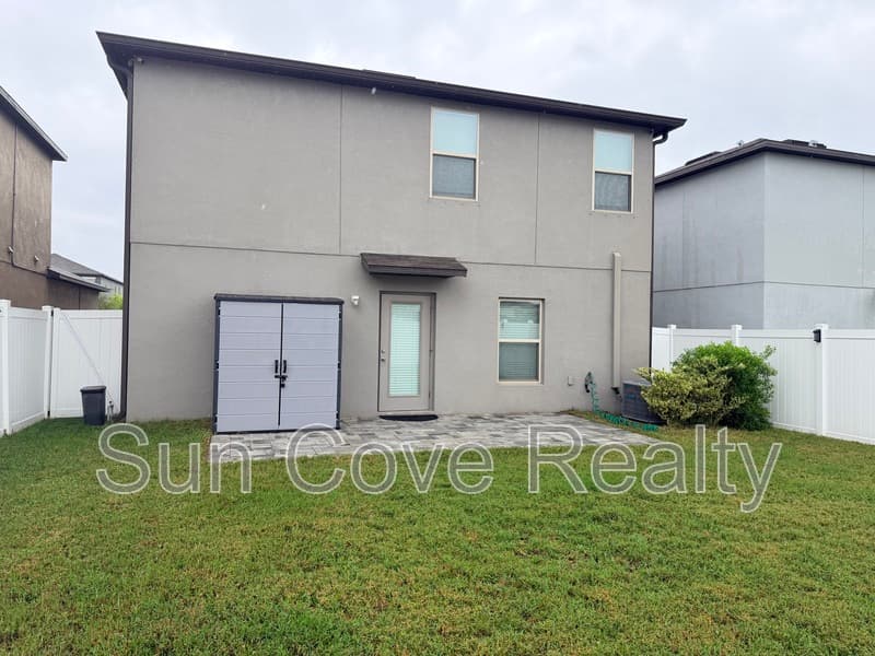 Tampa House: 4114 Romano Busciglio St