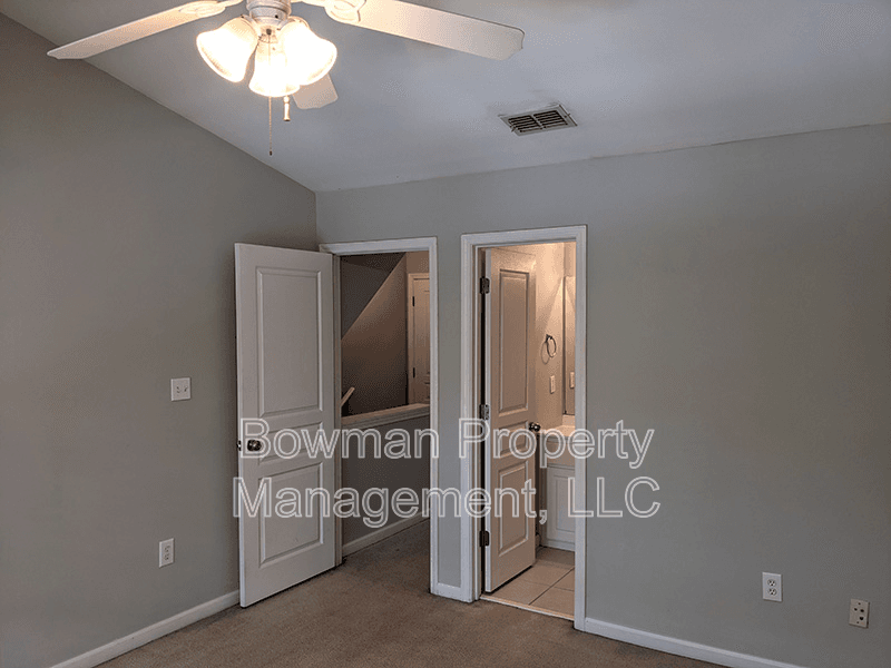 Athens Condo: 660 Barnett Shoals Rd