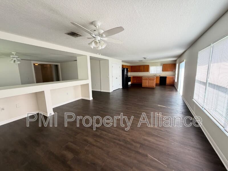 Davenport House: 1153 Elderberry Dr