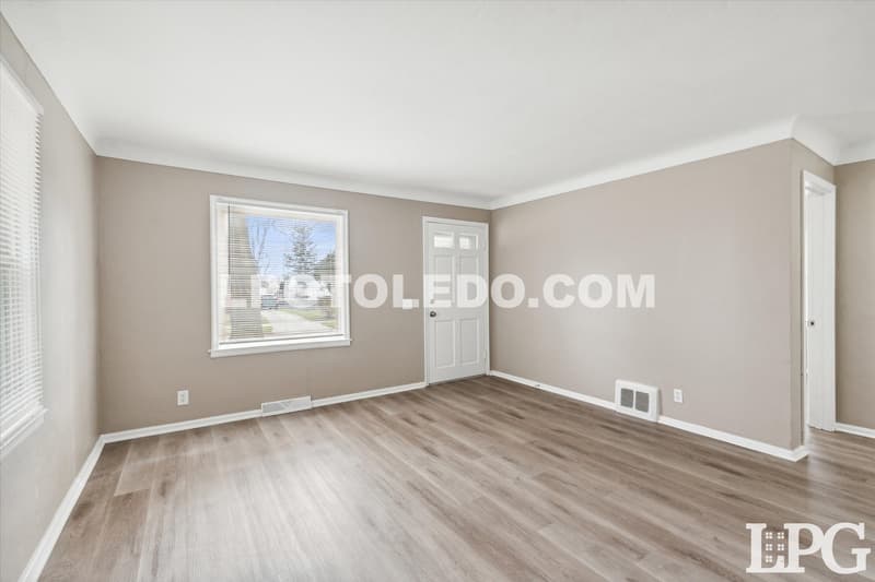 Toledo House: 602 California Blvd