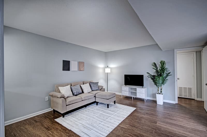 Jackson Condo: 225 W McDowell Rd