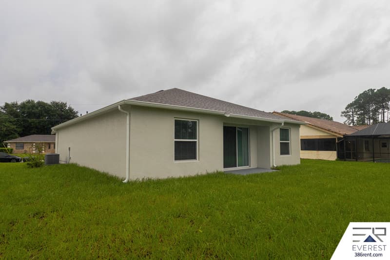Palm Coast House: 30 Beckner Ln