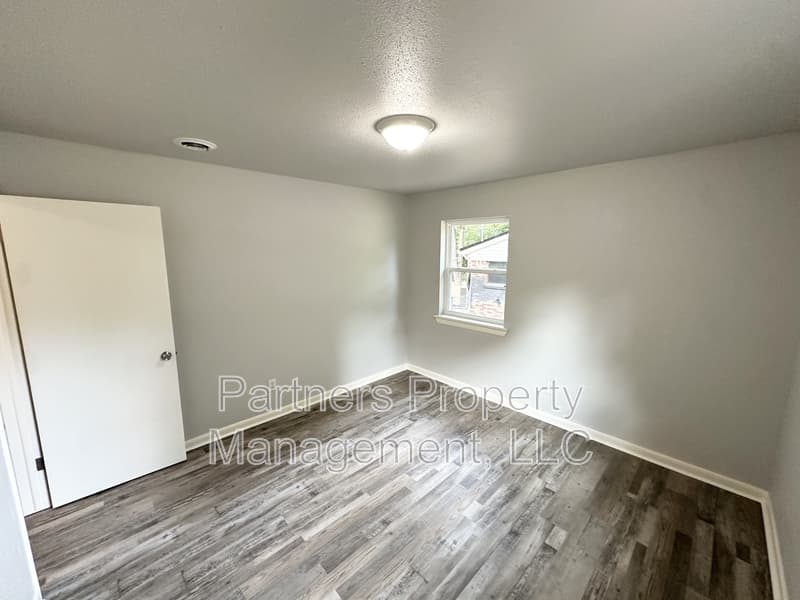 Springdale House: 2409 Cottonwood Place