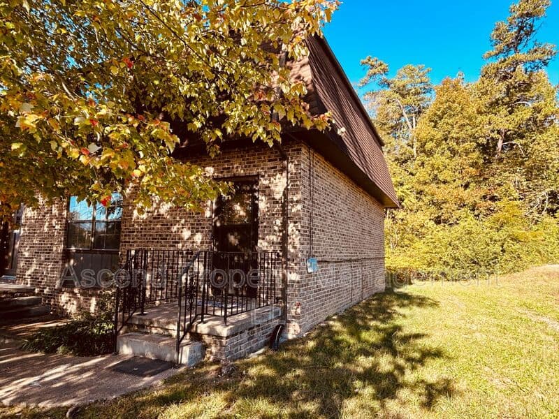 Hixson Condo: 4653 Cary Lane