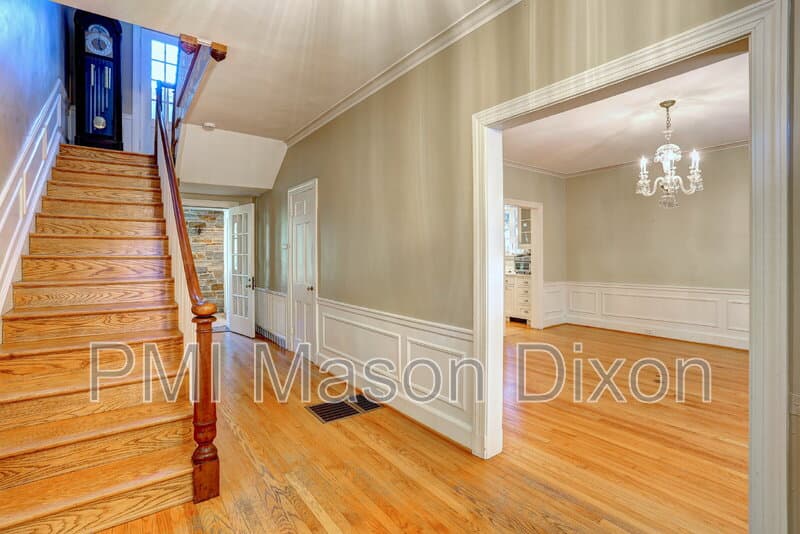 Baltimore House: 5304 Springlake Way