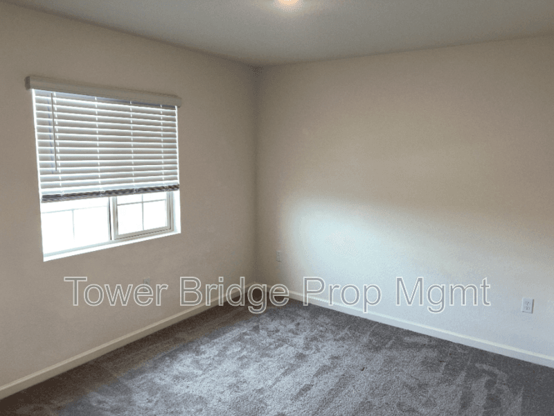 Rancho Cordova House: 12722 Montbrook Way