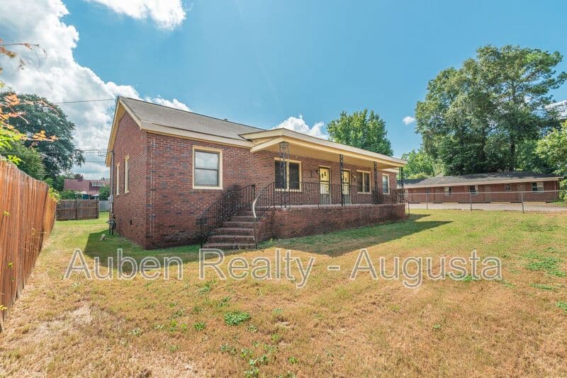 North Augusta House: 315 Georgia Avenue